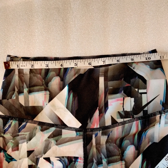 Nike Power Legend Botanical Fresh Printed Tights - Picture 4 of 10